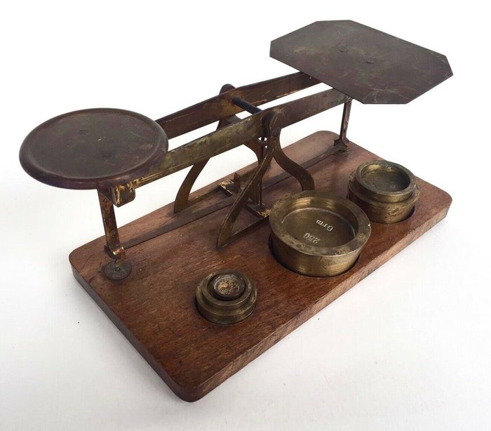 Apothecary's balance, Gold scale, Post/letter scale, Trebuchet balance (1) - Brass, Wood - Late 19th century