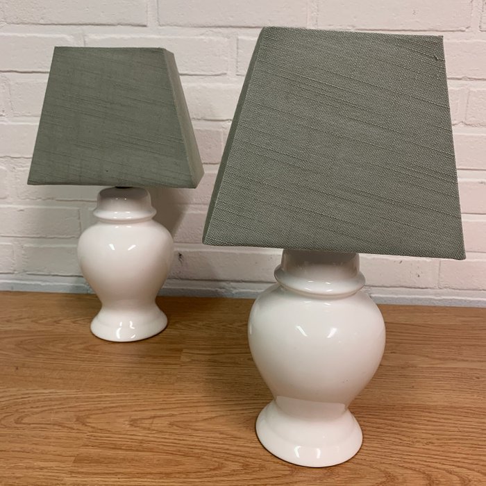 Laura Ashley - Lampes de table / de chevet de luxe (2) - céramique