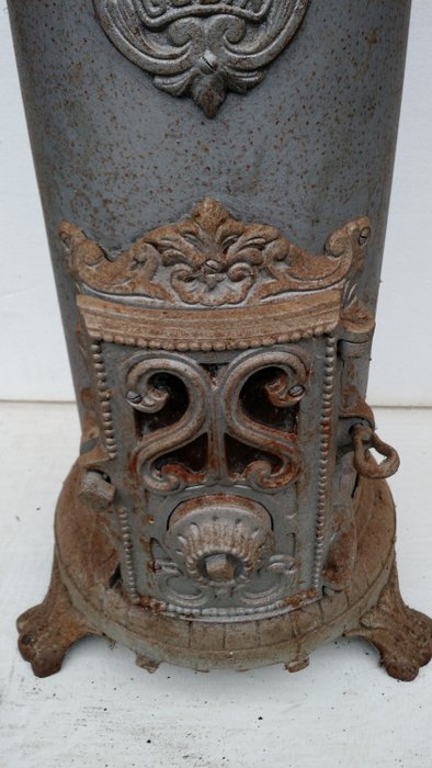 “戈丁”铸铁耐火砖炉 - 铁（铸／锻） - 1920年-1949年