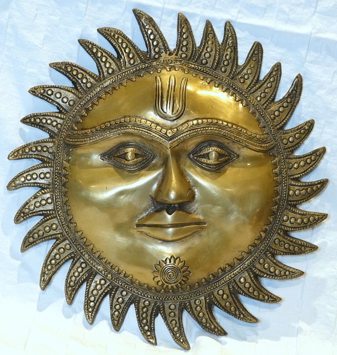 Grande e pesante dio del sole in ottone - Rame
