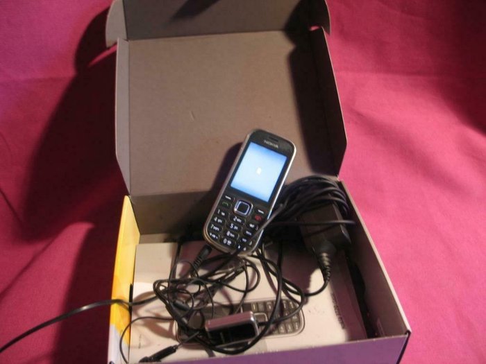 Nokia - Nokia 3720c RM-518 - In Originalverpackung