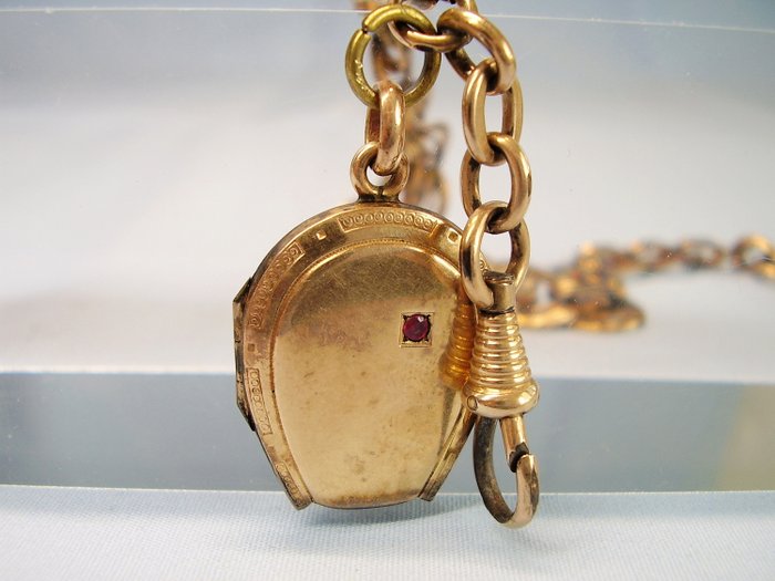 Gold Charnier Schiuma oro / oro doppio - Catena per orologi Art Nouveau con medaglione da aprire Verneuil-Ruby