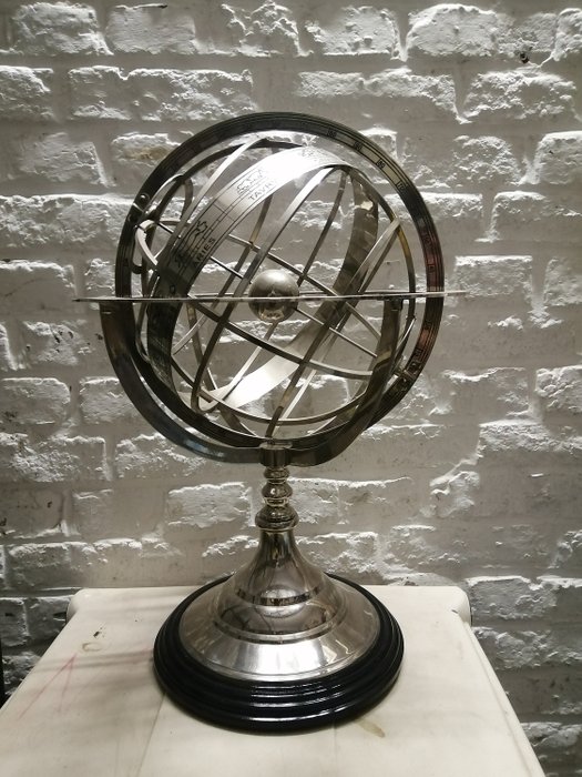 g.gobille - Very large armillary sphere - In chromed brass on wooden base - in Paris at g gobille apache (1) - Brass, Wood