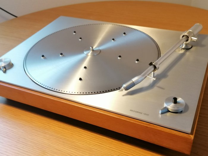 B&O - Beogram 1200 with original dustcover and an excellent SP 10 cartridge - Πικάπ