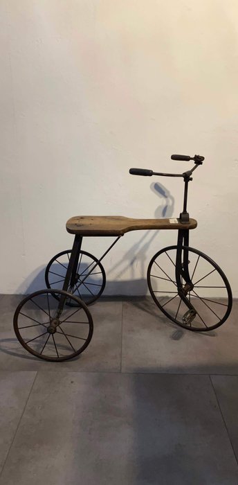 Bicicleta antigua de 3 ruedas - Metal, madera