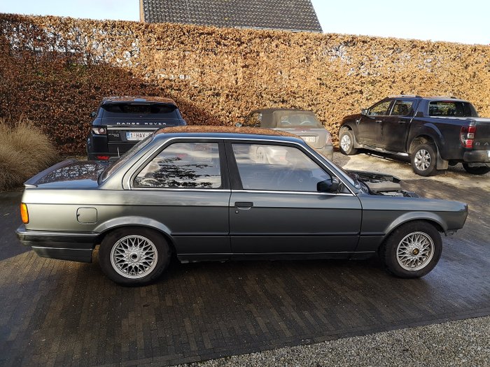 BMW - E30 316i - 1989