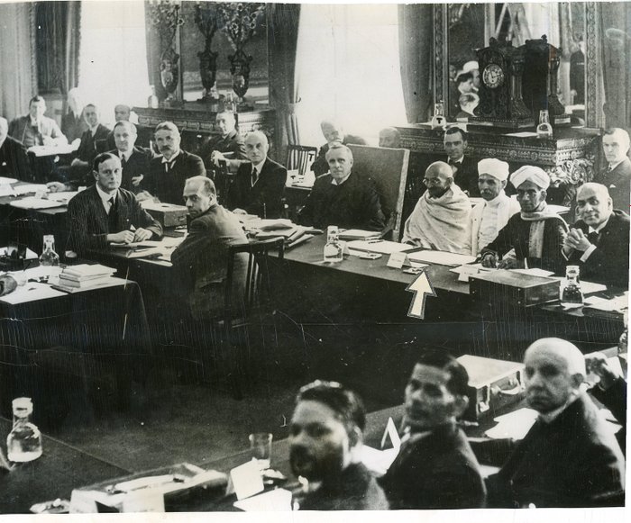 Mahatma Gandhi During The Indian Round, Round Table Conference Images