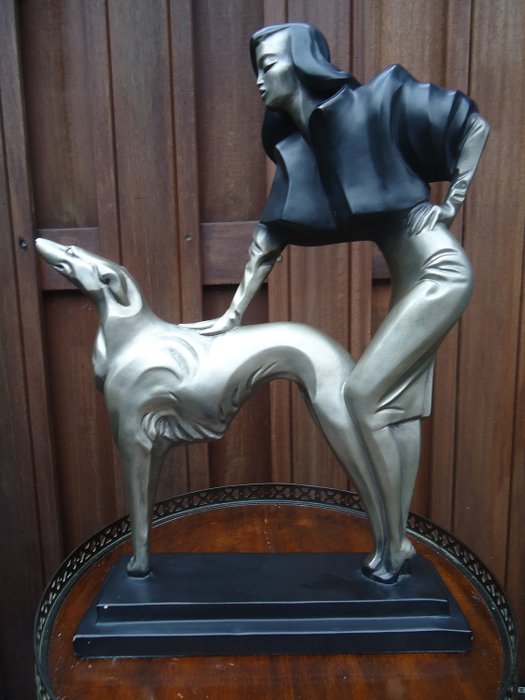 Alexander Danel - Gjutmetallskulptur Eftermiddagspromenad Austin Productions Lady vit Borzoi borzoi - skulptur gjuten metall