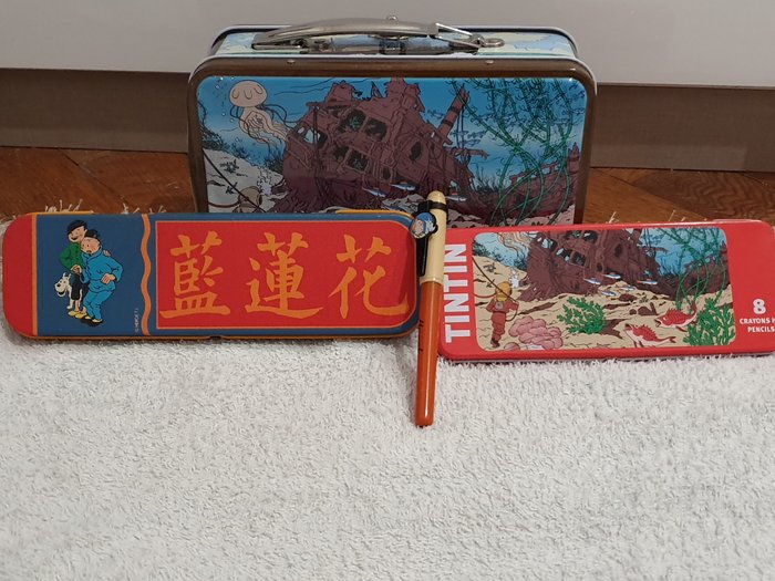 Tintin - Matériel scolaire - Valisette en métal + 1 porte-plume + 1 plumier + une boîte de crayons - (1995)