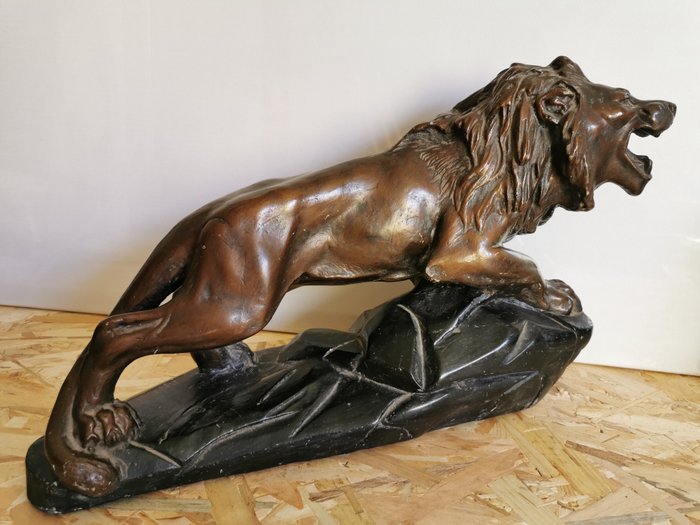 Biagioni  - Sculpture, Roaring lion (1) - Plaster - First half 20th century