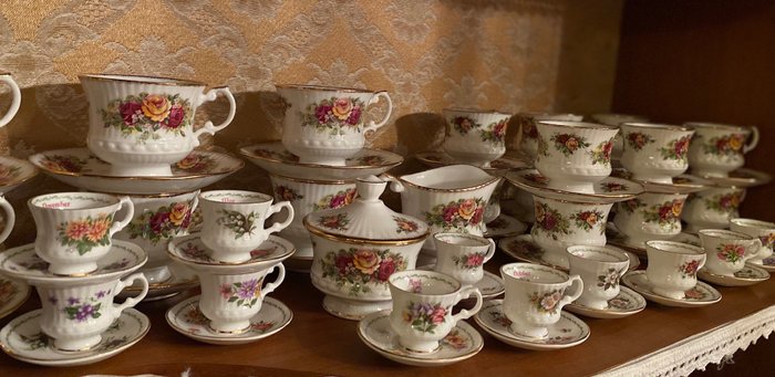 Elizabethan STAFFORDSHIRE - Tazas y platillos (32) - Victoriano - Porcelana