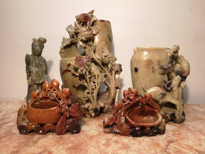 Escultura, Vasijas (5) - Piedra blanda, Piedra de jabón - Animal, Flores, Guanyin - China - mediados del siglo XX