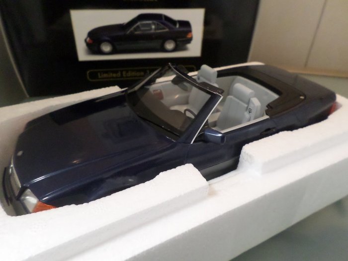 Preview of the first image of KK - Scale - 1:18 - Mercedes - Benz 500 SL /// W129 /// Limited Edition ,,, 1 or 750 pieces.