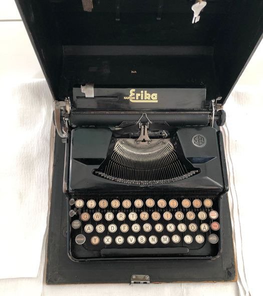 Erika Naumann - model 5 - máquina de escrever, 1930 / 40s - Ferro (fundido / forjado)