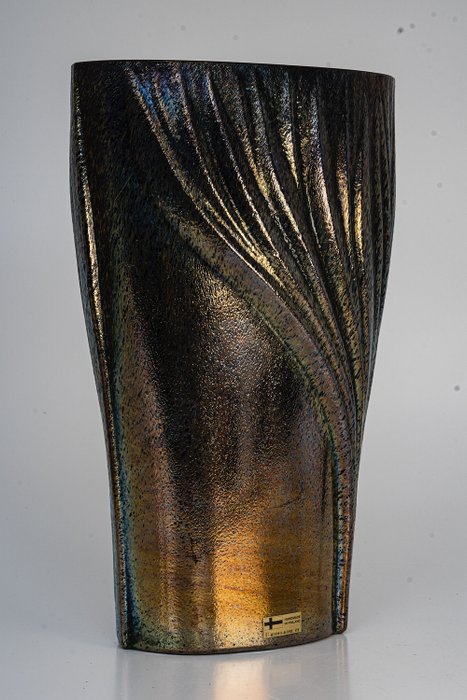 Jonas Erica - Humppila - Duży wazon w stylu secesyjnym - sygnowany - wysokość 23 cm - Szkło