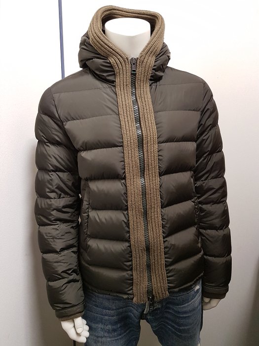 Moncler - Coat, Down jacket, Winter coat - Size: L - Catawiki