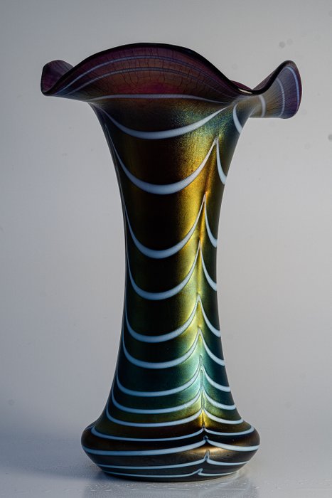 Freiherr von Poschinger - Artistic Art Nouveau Vase - Height 25 cm - Glass