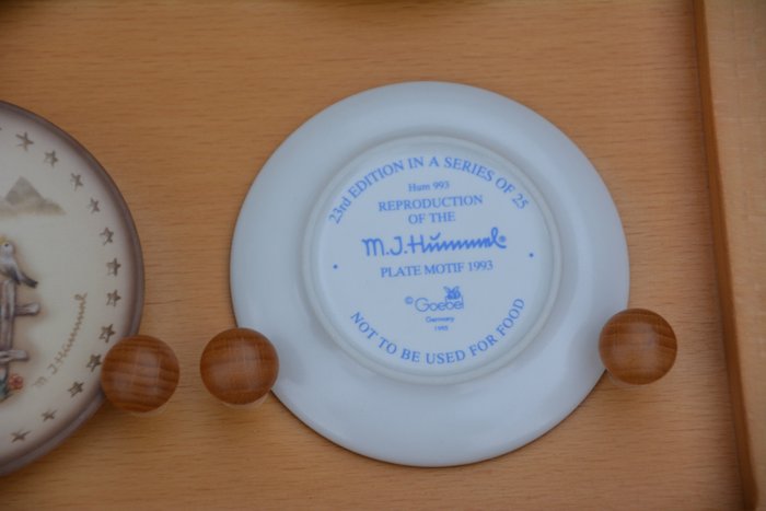 Mini Hummel reproduction plate by Goebel