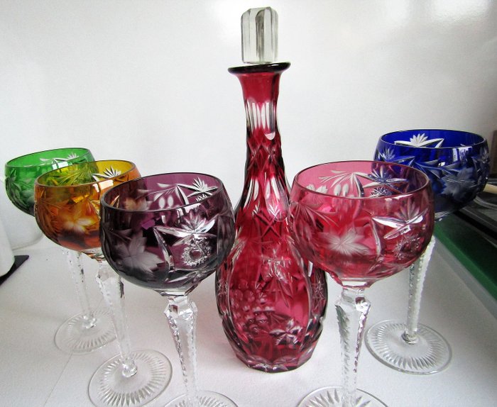 VAL SAINT LAMBERT - Very old colored crystal VSL glasses with carafe !! Beautiful relief (6) - Crystal