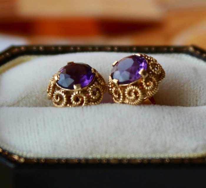 "FB" "DBP" marked - 14 kt. Yellow gold - Earrings - 2.60 ct Amethyst - Manual work Germany