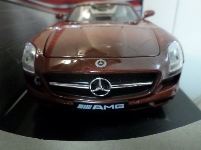 Motormax - 1:18 - Mercedes-Benz SLS   AMG