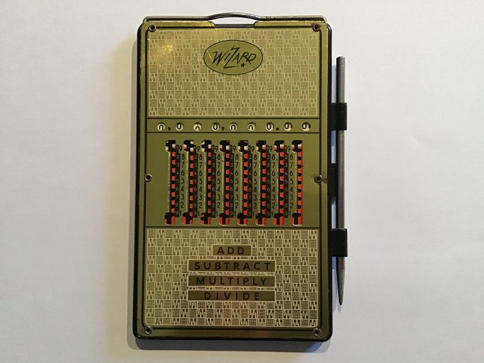 Wizard - Una calculadora, años 60