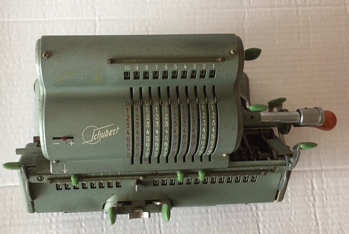 Schubert Rastatt - DRV - Calculadora, años 50 - hierro