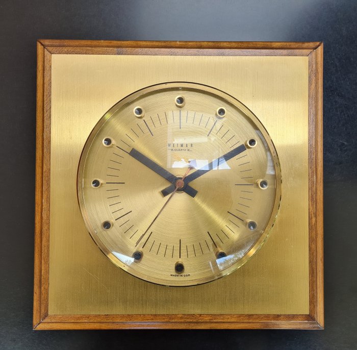 vintage wall clock (Weimar) - brass and wood - Second half 20th century