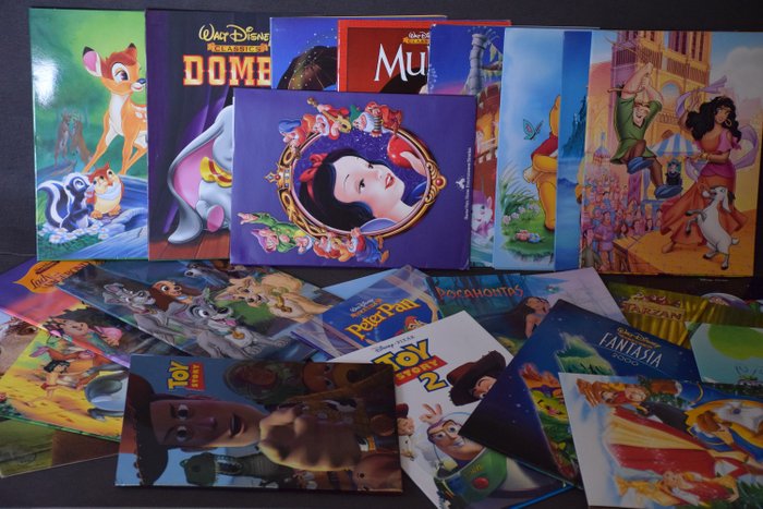 Disney - Lot of 23 - Dutch Video Release Press kits - very rare - with VHS covers, photos, slides - Walt Disney Productions