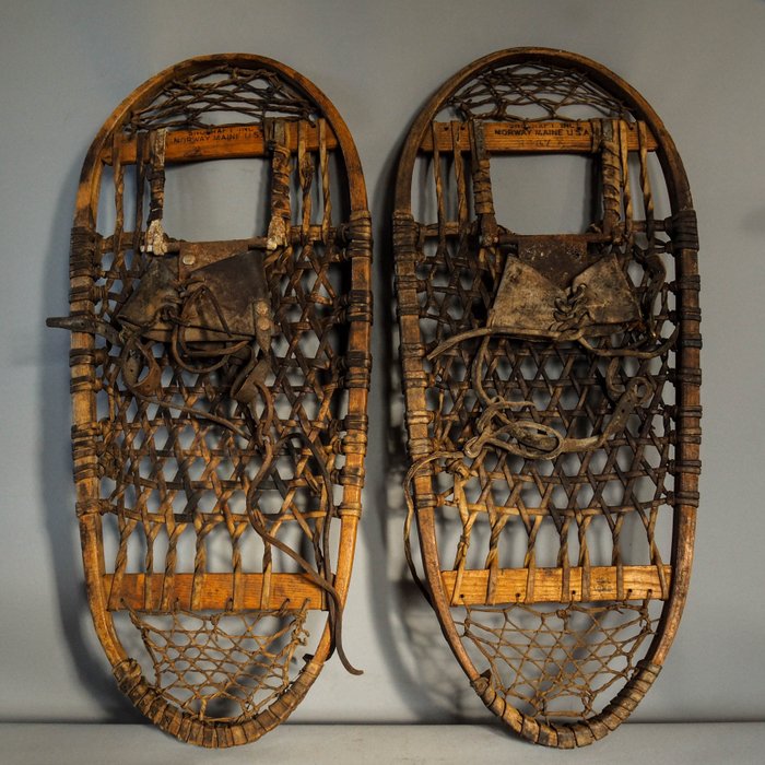 Details about   Long Antique WWII Maine SNOCRAFT Wood & Rawhide Snow Shoes Snowshoes NR 