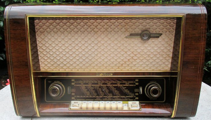Loewe Opta - Type Venus  560 W - Tube radio