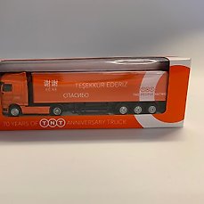 BOXED HOLLAND OTO TNT 70th ANNIVERSARY DAF TRUCK LORRY 1:87 SCALE DIECAST 