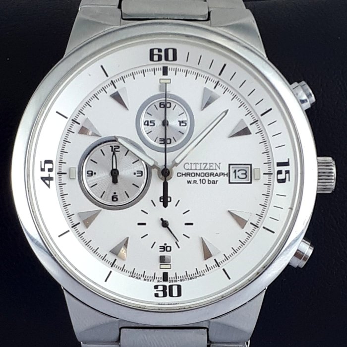 Citizen - Chronograph Date Water Resist 100M - 0510-S046947 - 男士 - 2011至今