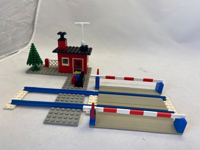 Betreffende hardop residu LEGO - Trains - 146 - Overweg Level Crossing - 1970-1979 - Nederland
