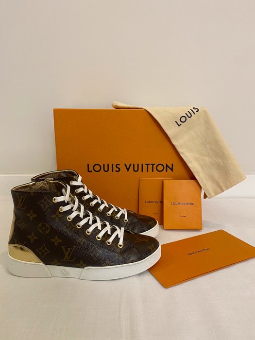 Louis Vuitton - Run Away Triple Monogram - Sneakers - Size: - Catawiki