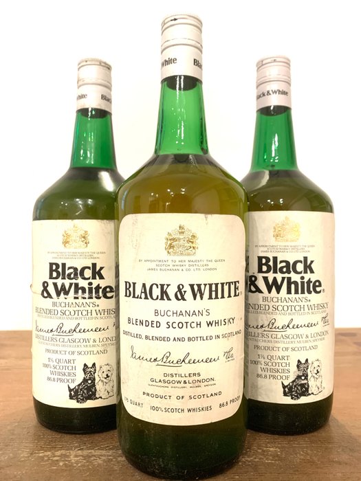 Black & White - James Buchanan - b. Années 1960, Années 1970 - 1 1/5 quart - 3 bouteilles