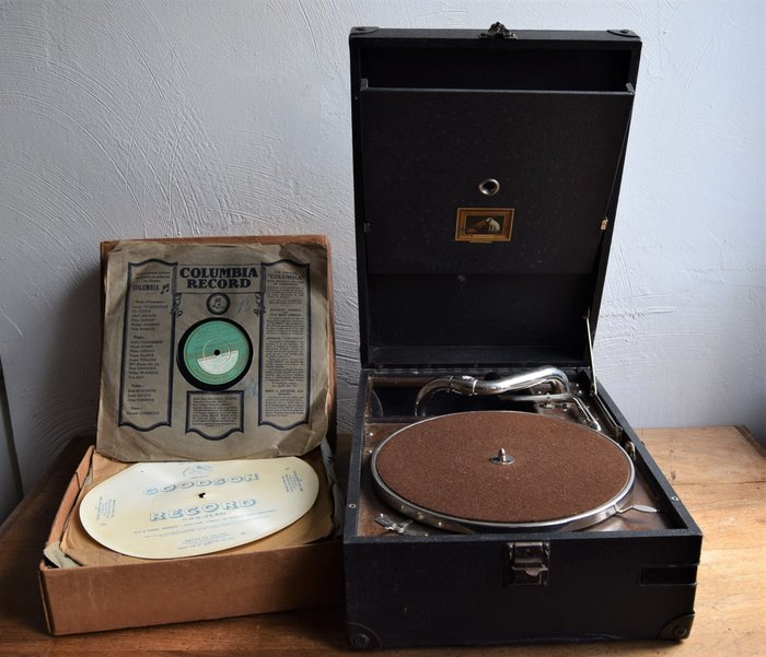 Pathe Marconi - Phonographe "la voix de son Maître". Modèle en valise, 1936. Avec 23 78T - 78 rpm - Grammophonspieler