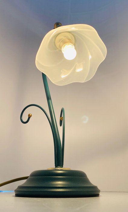 AF CINQUANTA - Lampe en cristal en forme de fleur. Lampe de table / veilleuse vintage (1) - métal / verre