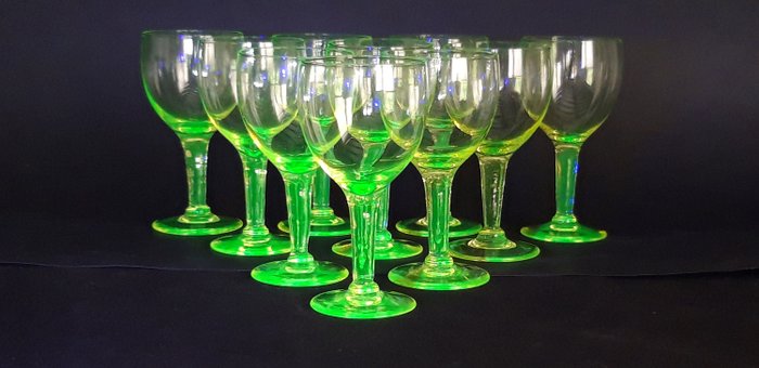 Bicchieri per il vino (10) - Vetro / vetro di uranio