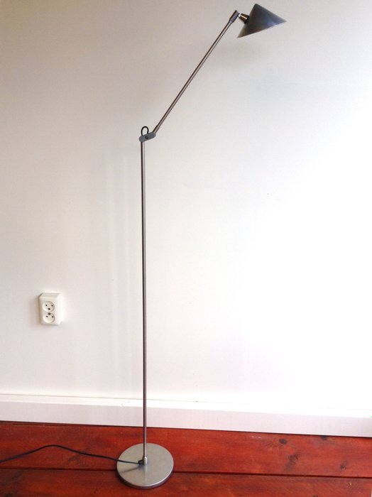 Pola Design Floor Lamp Auction, Intertek Floor Lamp