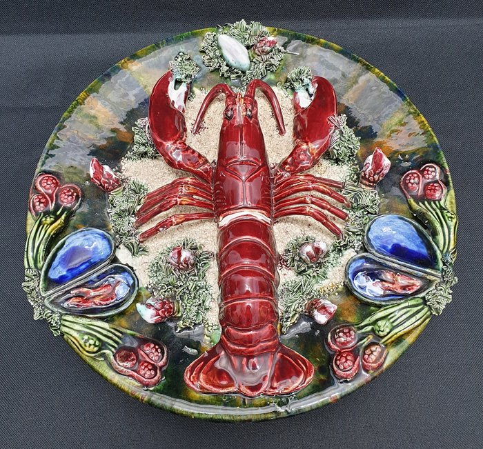 Caldas de Rainha Alvaro Jose - A Majolica Palissy Lobster Plate - Earthenware