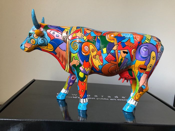 Cow Parade. Cowparade.  Music-Cow Extravaganza.  Large. - Sculpture (1) - Poly Resin