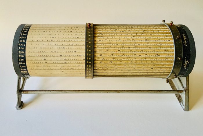 Heinrich Daemen-Schmid - Loga Calculator - Regolo calcolatore cilindrico, 1925 circa - Acciaio, Alluminio, Cartapesta