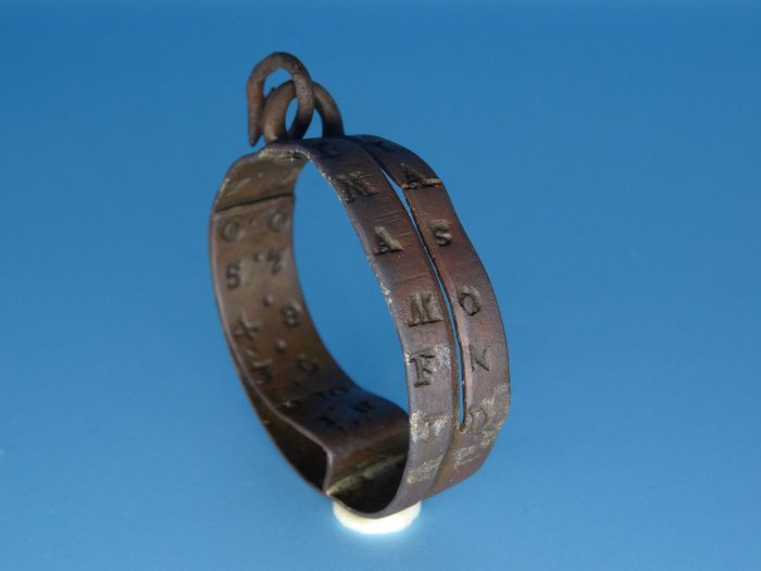 Sundial, Sun Ring, Farmer's Ring (1) - Bronze (patinated) - Probably 17th century