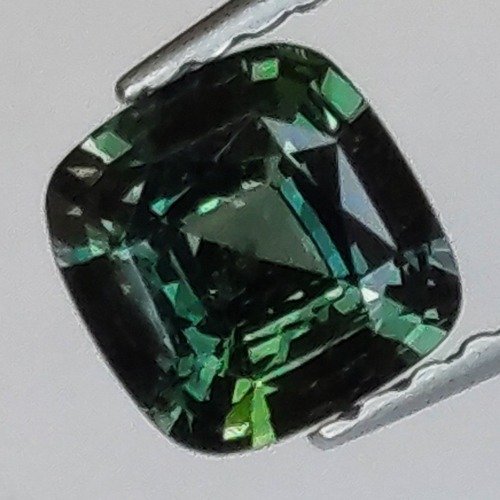 Teal Sapphire - 0.66 ct