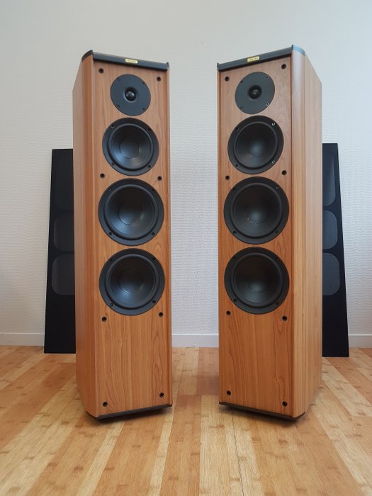 Jamo - Classic 8 - Floor standing speakers