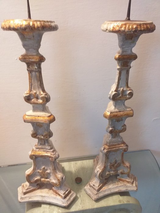 Κηροπήγιο, Μανουάλια (2) - Μαλακό ξύλο - 18th century