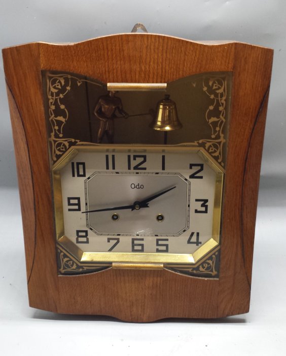 Reloj de pared de péndulo Automate ODO - Producción francesa - Periodo: 1940/50 - madera de roble - 1940/1950