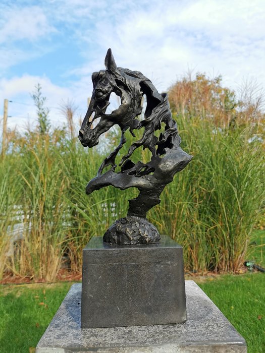 Image 3 of Horse head - Patinated bronze - recent
