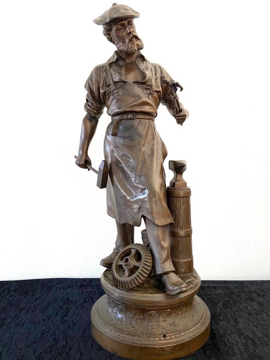 Arthur Waagen (1869 - 1910) - Grande statua, "Fabbro" - alta 61 cm - Spelter - 1900 circa - Nessun prezzo di riserva